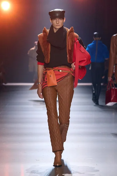 Look 31
